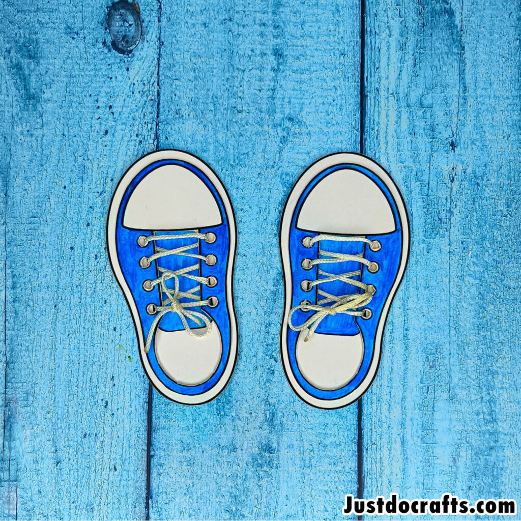 Paper Sneakers Craft with Laces (Free PDF printable template)