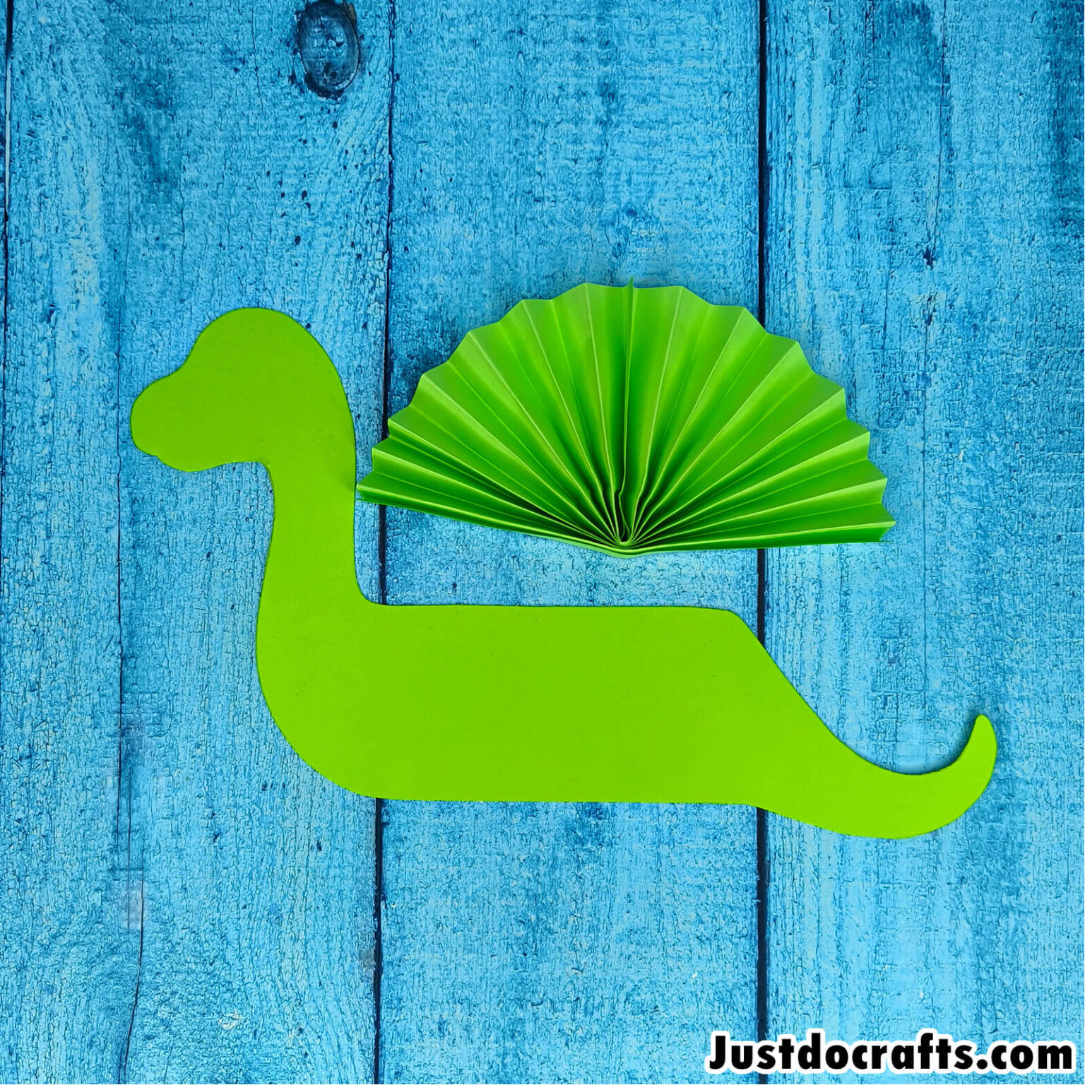 Easy Paper Dinosaur Craft (Free PDF printable template) - Just Do Crafts